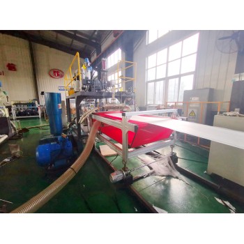 600mm PP melt blown Machine for making PFE95+ and BFE99+ filter fabric