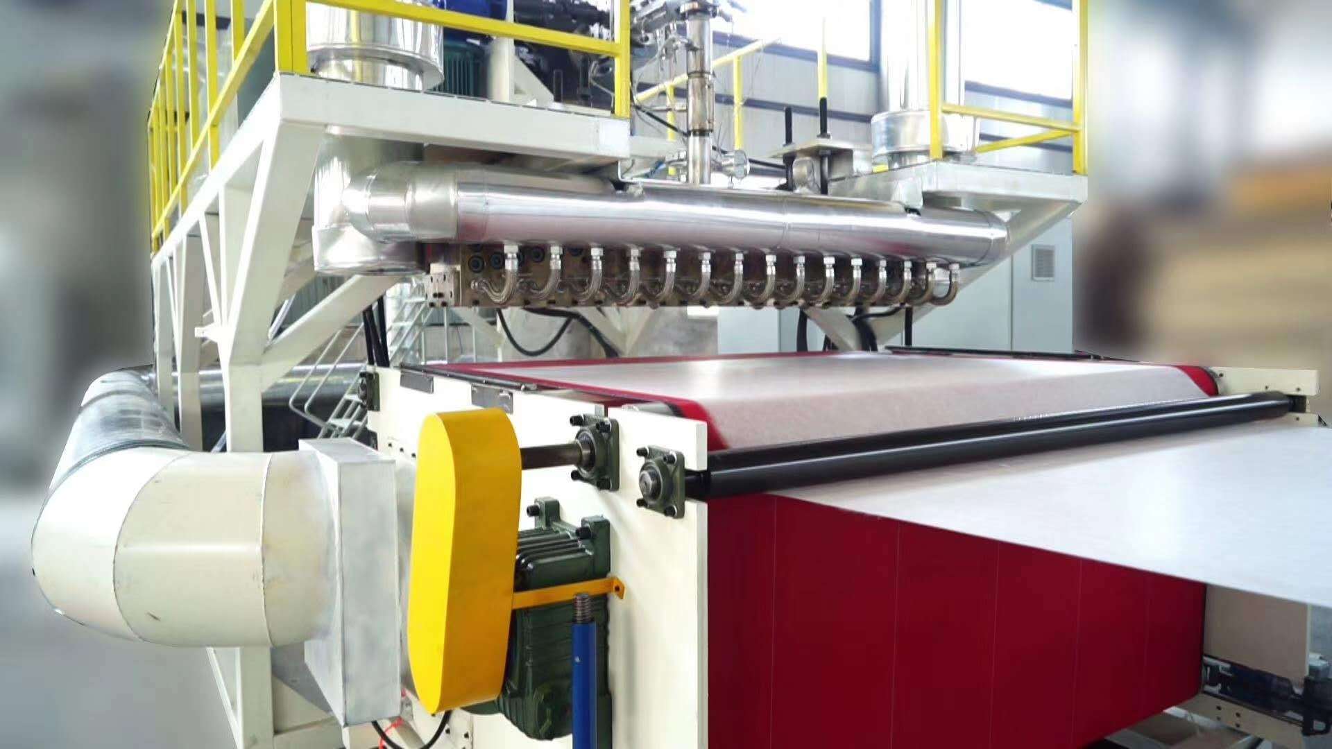 PP melt blown fabric forming machine