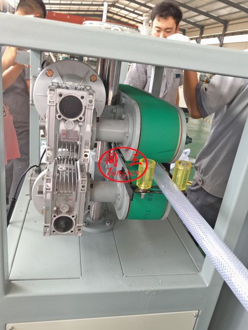 Tuyau d’arrosage en PVC fabrication machine avec fibre renforcée pour l’eau à haute pression