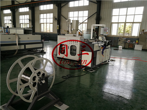 steel wire shrinkable pipe machine