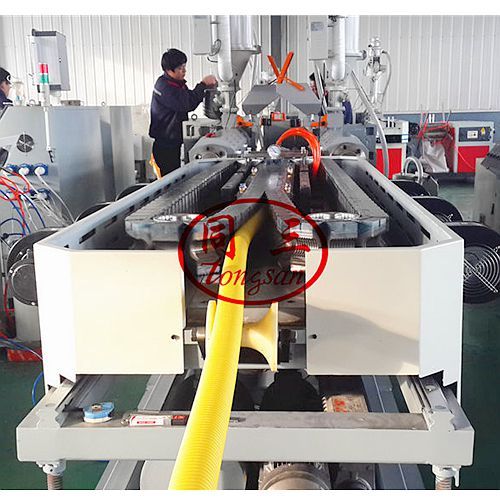 DWC pipe extruding line