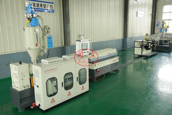 corrugated pipe making extruder