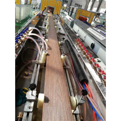 Co-Extrusion WPC Decking Making Machine With 3D Online Embossing Machine