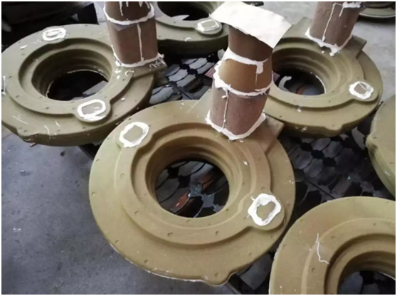 Large ductile iron castings