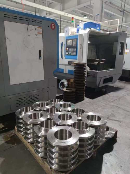 Weld Neck Flanges (WN)