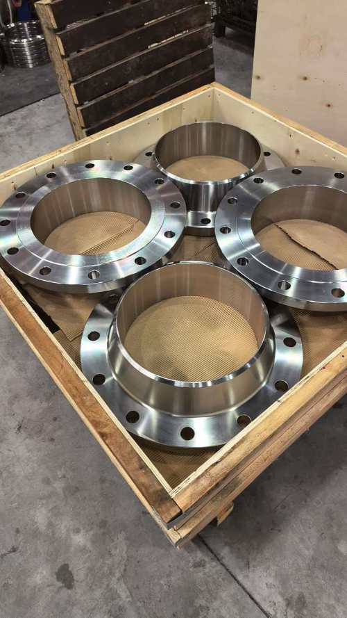 Weld Neck Flanges (WN)