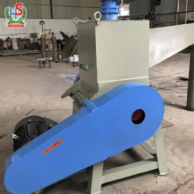 Hot selling new product drink bottle small recycled plastic crusher