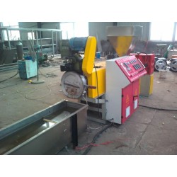 Fabricant de machine de granulation en plastique Machine de granulation en plastique à vendre