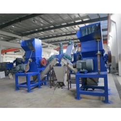 Plastic PP/HDPE/LDPE/LLDPE/ABS/PS/PVC/PC/Film/Bag/Drum/Pipe/Container/Box/Barrel Crushing Machine