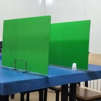 School desk divider/ partition made by pp Plastic with different color