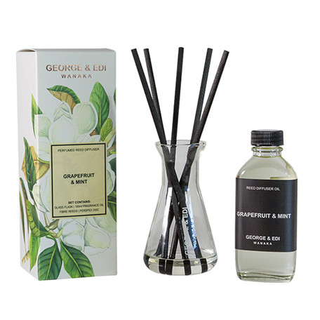 Wholesale cheap decorative natural aromatherapy reed diffuser