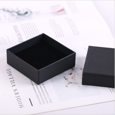 Customized wholesale luxury tin candles handmade natural fragrance soy candles