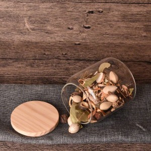 500ml 750ml 1000ml Wholesale Mouth-blown Borosilicate Glass Food Storage Jar With Oak Wooden Lid