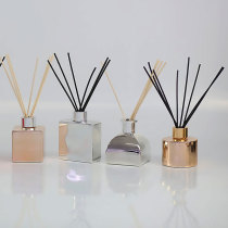 Luxury  Fragrance Reed Diffuser with Different Color Bottle