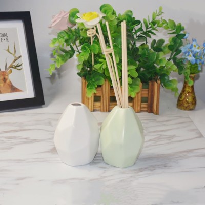 Home Decorative Ceramic Aroma Reed Diffuser with Rattan Sticks