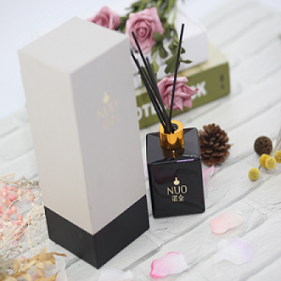 Luxury Green Tea Aroma Oil Diffuser with Rattan Sticks