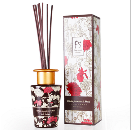 Soft fragrance, customized luxury home wedding natural fragrance reed diffuser