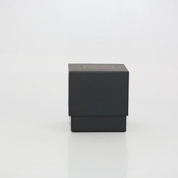 Luxury black gold scented soy candle jar gift box in home fragrant