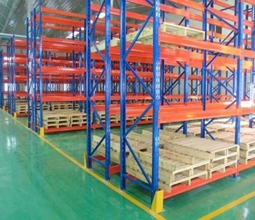 Multi-level steel plate medium pallet warehouse storage rack