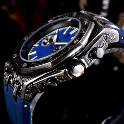 Hot Sell Retro Carved Round Stainless Steel Back Calender Small Three Needle Quartz Watch For Men