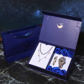 Wholesale  Luxury Large Blue Gift Box Women's 3-piece Necklaces Bracelets Flowers Quartz  watch Set