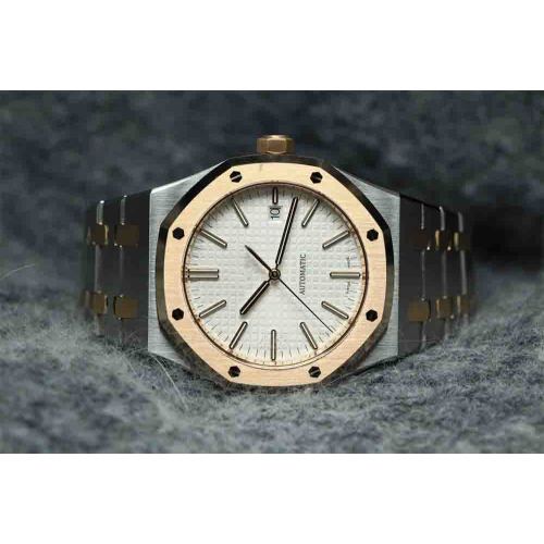 Maintenance methods for scratches on precision steel watch straps and watches