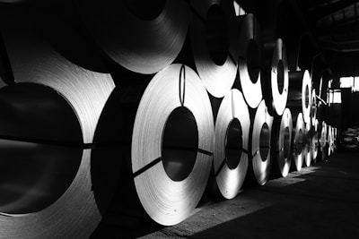 PET film laminated steel with high-gloss surface finish