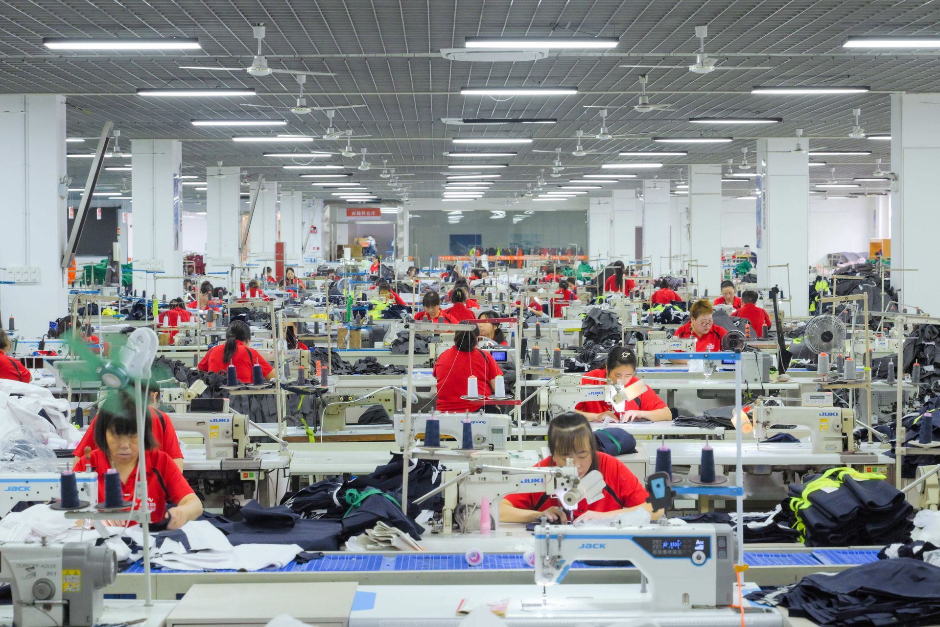 How to Vet a Workwear Manufacturer: A 10-Point Factory Checklist