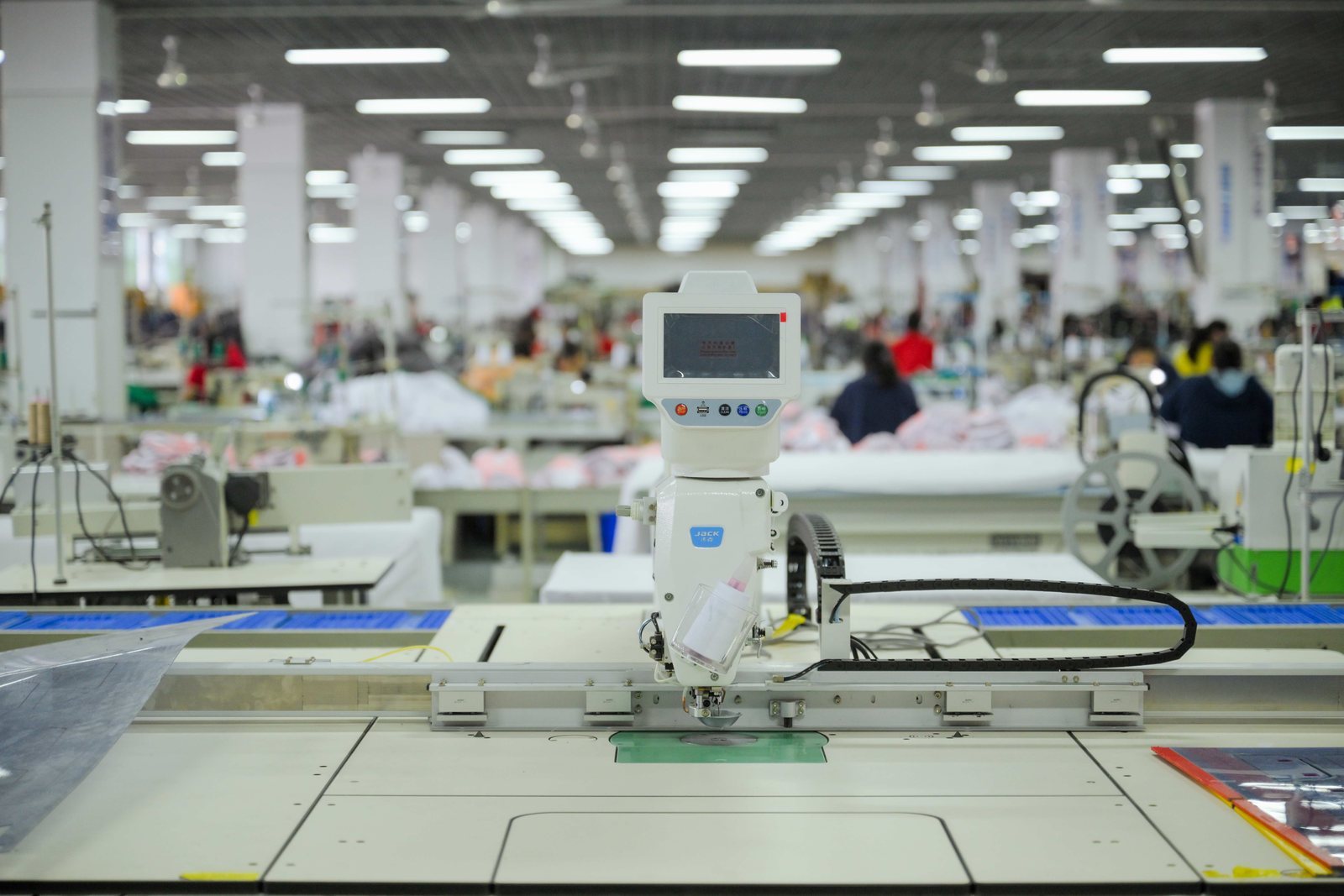 Temporada alta de producción en Qianzhan: pedidos de invierno en marcha