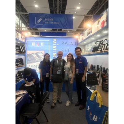 Exposición de arte H & B