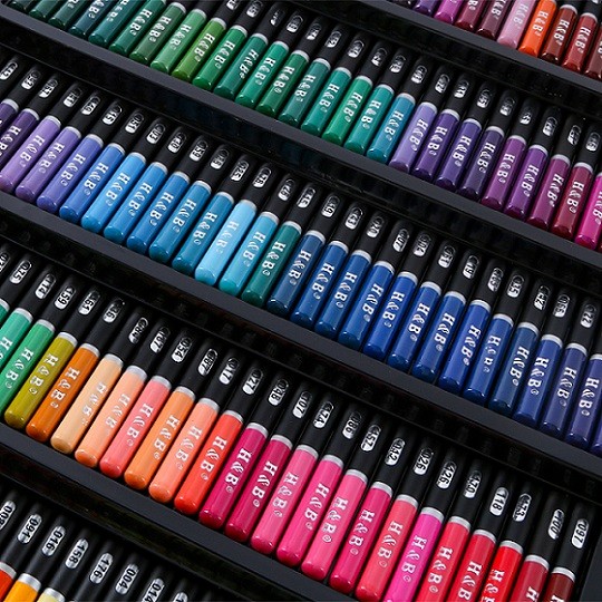 drawing color pencil set