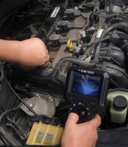 Automobile Borescope Detects Carbon Buildup in Automobile Engines