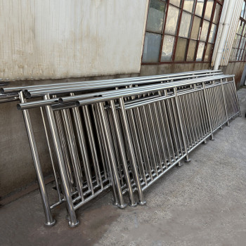 SS304 Outdoor Tempered Glass Railing Post - Durable Stainless Steel Balustrade Fitting