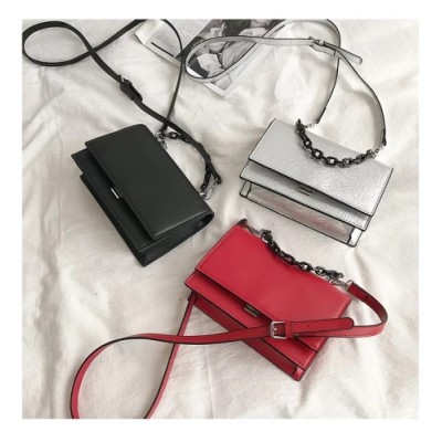 Women Chain Bag Fashion PU Crossbody Bag