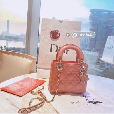 Exquisite Wholesale Simple Style Women's Shoulder Bags