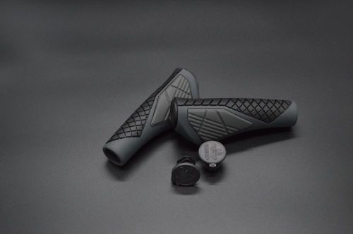 Medical grade material Custom  rubber bicycle handle grips