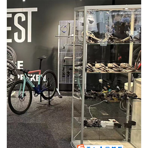 What are the manufacturers of 3D printed saddles?