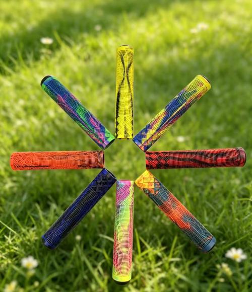 Factory Supplier Support Custom Bicycle Parts Handlebar Grips with Packing Box Multi-Colored Handlebar Grips Used for MTB/BMX