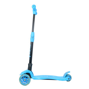CE certificate Factory new design foldable safe kids kick scooter with 3 flash wheels for kids