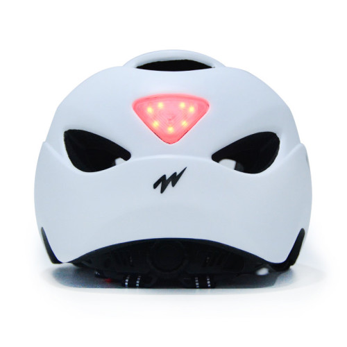 새로운 디자인 CPSC 인증 번쩍이는 빛을 가진 주문 고품질 PC 포탄 통합 스포츠 헬멧