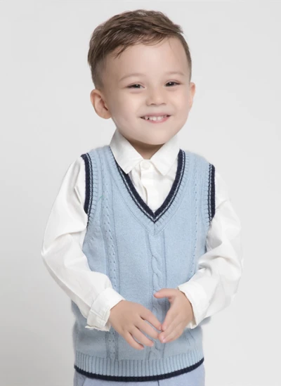 wholesale boy v-neck cashmere grey cable knitting gilet with strip China vendor