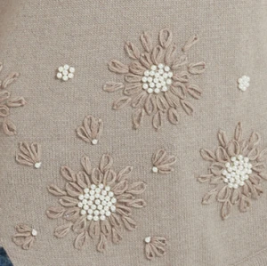 chinese leading cashmere wholesale cashmere sweater with hand embroidery in cheap price