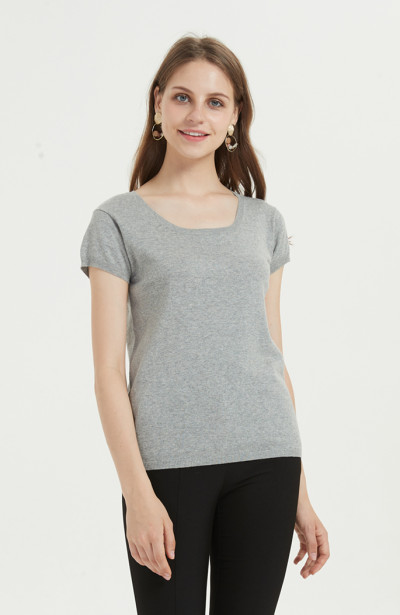 lässiges T-Shirt aus Baumwollmischung mit verschiedenen Farben erhältlich
