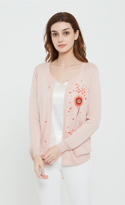 bel maglione da donna in puro cashmere in rosa con disegnati a mano