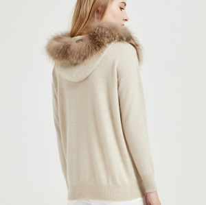 maglione da donna in puro cashmere dal design alla moda con colore naturale