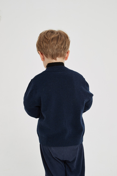 Private label boy's pure cashmere cardigan sweater with pockets in high quality from Chinese factory