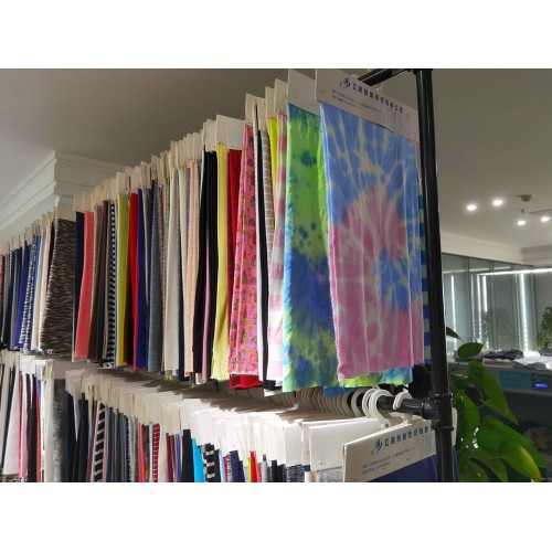 Ewsca Cashmere :Visit a new fabric supplier