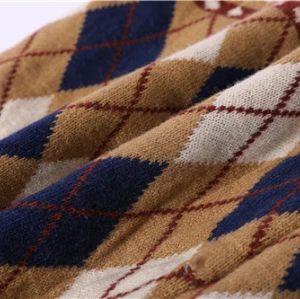 Wholesale Cashmere intarsia knitted bib in small MOQ and factory price