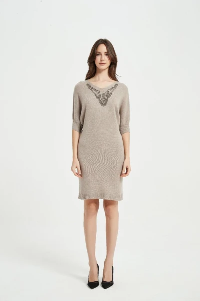 Wholesale New Cashmere Women Rope Embroidery V-neck Knitwear Manufacturer