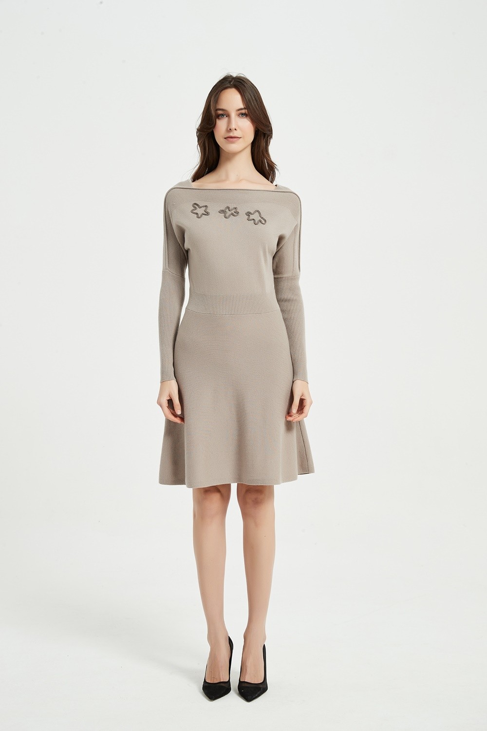  Cashmere Rope Embroidery Dress